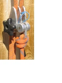 18316-Cropped double ascender.webp