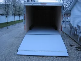 183607-EnclosedTrailer005RS.webp