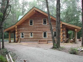 28707-cabin1.webp
