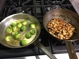 190322 Tri-Tip beef w Brussel sprout + Potatoes - cooking -IMG_0280.webp