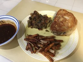 191107 Lamb Sandwich w Fries - IMG_0375 (002).webp