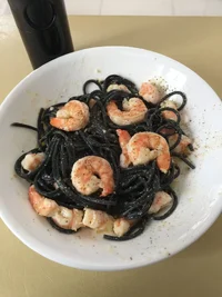 200229 Squid Ink Pasta w Shrimp + Garlic - IMG_0435 (002).JPG
