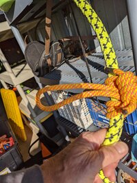 Captured prussik knot.jpg