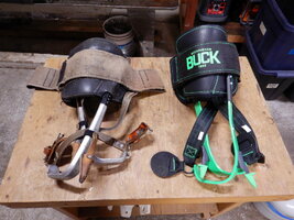 000 new spurs 01.jpg