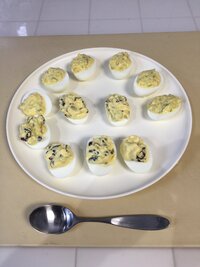 221218 Deviled Eggs -IMG_0994.JPG