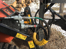DW grapple hoses.jpg