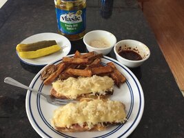 230207 Ruben - open face w croissant - IMG_1018.JPG