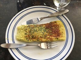 230426 Omelet done -IMG_1047.JPG