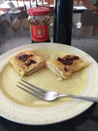 230511 Omelet w porchetta + cheddar - done -IMG_1059 (002).JPG