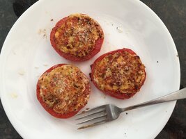 230724 Tomato stuffed -IMG_1111.JPG