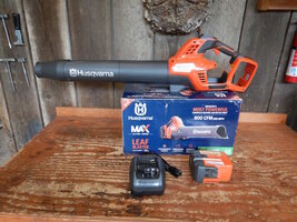 00 husky blower 01.jpg