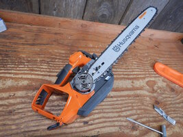 000 husky T542iXP 02.jpg