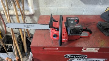 Milwaukee dual battery 5.jpg