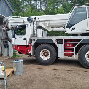 Media '0611221103_HDR.jpg' in category 'Equipment'